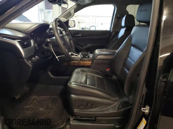 2020 Chevrolet Tahoe Commercial with VIN 1GNSKDEC5LR275805, listed as a Copart auction lot 82426155 with 139,590 mi miles and Salvage title. Bid and sale history available at DreamBid. Image 7.
