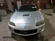 2002 Chevrolet Camaro Z28 z VIN 2G1FP22G722136888, wystawiony jako Copart lot #75919614 z przebiegiem 83 954 mil mil oraz Szkoda całkowita • Salvage title. Historia ofert i sprzedaży dostępna na DreamBid. Obrazek 5.