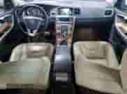 2017 Volvo S60 Inscription Platinum с VIN LYV402TM3HB146807, выставлен на аукционе Copart как лот 61412475 с пробегом 71 862 миль миль и Списание • Salvage title. История ставок и продаж доступна на DreamBid. Изображение 8.