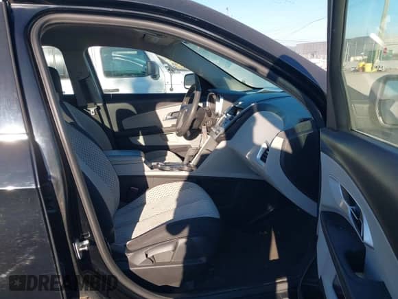 2010 Chevrolet Equinox LS z VIN 2CNALBEW6A6386304, wystawiony jako IAAI lot #43326587 z przebiegiem 181 966 mil mil oraz . Historia ofert i sprzedaży dostępna na DreamBid. Obrazek 5.