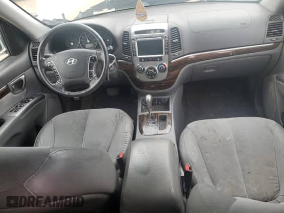 2011 Hyundai Santa Fe SE с VIN 5XYZHDAG2BG063651, выставлен на аукционе Copart как лот 69108095 с пробегом Не указан миль и Списание • Salvage title. История ставок и продаж доступна на DreamBid. Изображение 8.
