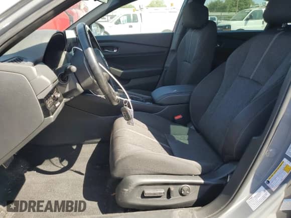 2023 Honda Accord Sport z VIN 1HGCY2F57PA010812, wystawiony jako Copart lot #70347015 z przebiegiem 87 644 mil mil oraz Szkoda całkowita • Salvage title. Historia ofert i sprzedaży dostępna na DreamBid. Obrazek 7.