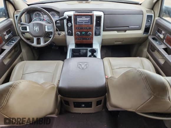 2010 Dodge 3500 SLT с VIN 3D73Y3CL0AG150447, выставлен на аукционе Copart как лот 64203815 с пробегом 326 405 миль миль и Чистый • Clean title. История ставок и продаж доступна на DreamBid. Изображение 8.