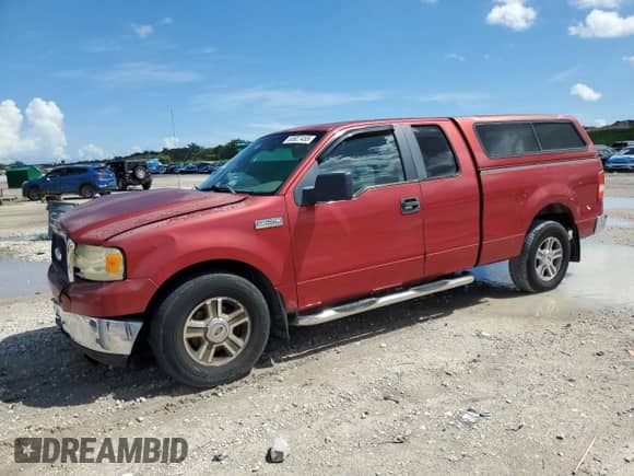 2008 Ford F-150 STX with VIN 1FTRX12W38FB08258, listed as a Copart auction lot 83827455 with 136,640 mi miles and Salvage title. Bid and sale history available at DreamBid. Image 1.