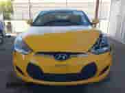 2013 Hyundai Veloster w/Black Int z VIN KMHTC6AD6DU094792, wystawiony jako IAAI lot #42772775 z przebiegiem 108 643 mil mil oraz . Historia ofert i sprzedaży dostępna na DreamBid. Obrazek 12.
