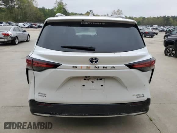 2024 Toyota Sienna Platinum с VIN 5TDERKEC4RS185447, выставлен на аукционе Copart как лот 51223275 с пробегом 5 439 миль миль и Списание • Salvage title. История ставок и продаж доступна на DreamBid. Изображение 6.