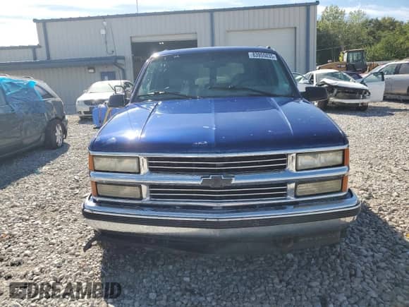 1999 Chevrolet Tahoe Z71 with VIN 1GNEK13R3XJ490011, listed as a Copart auction lot 83955035 with 362,588 mi miles and Clean title. Bid and sale history available at DreamBid. Image 5.
