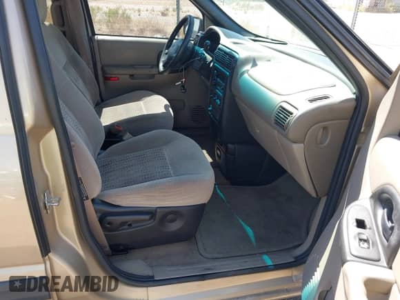 2005 Chevrolet Venture LS with VIN 1GNDV23E15D109029, listed as a IAAI auction lot 42363408 with 130,481 mi miles and . Bid and sale history available at DreamBid. Image 5.