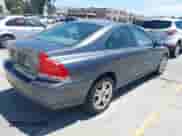 2007 Volvo S60 2.5L Turbo с VIN YV1RH592772606230, выставлен на аукционе IAAI как лот 42850053 с пробегом 166 054 миль миль и . История ставок и продаж доступна на DreamBid. Изображение 4.