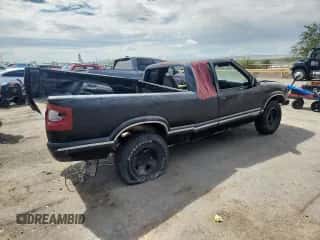 1996 Chevrolet S-10 LS с VIN 1GCCS19X9T8217176, выставлен на аукционе Copart как лот 80297605 с пробегом Не указан миль и Списание • Salvage title. История ставок и продаж доступна на DreamBid. Изображение 3.