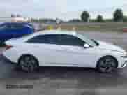 2024 Hyundai Elantra SEL с VIN KMHLS4DG4RU725236, выставлен на аукционе IAAI как лот 43182850 с пробегом 30 526 миль миль и . История ставок и продаж доступна на DreamBid. Изображение 13.