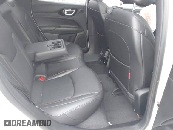 2023 Jeep Compass Trailhawk with VIN 3C4NJDDN8PT555422, listed as a IAAI auction lot 42430317 with 28,441 mi miles and . Bid and sale history available at DreamBid. Image 8.
