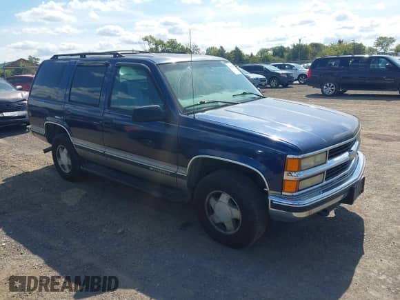 1999 Chevrolet Tahoe Z71 с VIN 1GNEK13R1XJ526620, выставлен на аукционе IAAI как лот 43180105 с пробегом 162 613 миль миль и . История ставок и продаж доступна на DreamBid. Изображение 1.