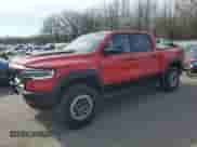 2025 Ram 1500 RHO z VIN 1C6SRFUP3SN641939, wystawiony jako Copart lot #48302615 z przebiegiem 1 210 mil mil oraz Szkoda całkowita • Salvage title. Historia ofert i sprzedaży dostępna na DreamBid. Obrazek 1.