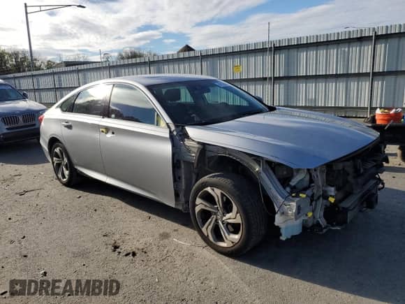 2018 Honda Accord EX с VIN 1HGCV1F49JA013471, выставлен на аукционе Copart как лот 86125215 с пробегом 100 460 миль миль и Списание • Salvage title. История ставок и продаж доступна на DreamBid. Изображение 4.