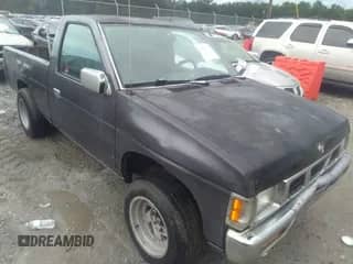 1995 Nissan Frontier z VIN 1N6SD11S5SC370510, wystawiony jako IAAI lot #42446083 z przebiegiem 320 297 mil mil oraz . Historia ofert i sprzedaży dostępna na DreamBid. Obrazek 1.