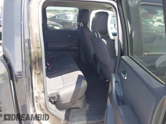 2024 Nissan Frontier SV with VIN 1N6ED1EJ5RN642616, listed as a IAAI auction lot 42799728 with 26,494 mi miles and . Bid and sale history available at DreamBid. Image 8.