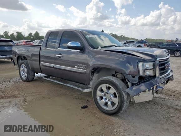 2010 GMC Sierra 1500 SLE z VIN 1GTSCVE04AZ124792, wystawiony jako Copart lot #61503085 z przebiegiem 195 971 mil mil oraz Szkoda całkowita • Salvage title. Historia ofert i sprzedaży dostępna na DreamBid. Obrazek 4.
