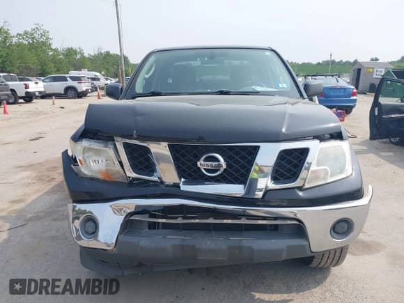 2010 Nissan Frontier SE z VIN 1N6AD0FV8AC425491, wystawiony jako IAAI lot #42419388 z przebiegiem 128 801 mil mil oraz . Historia ofert i sprzedaży dostępna na DreamBid. Obrazek 12.