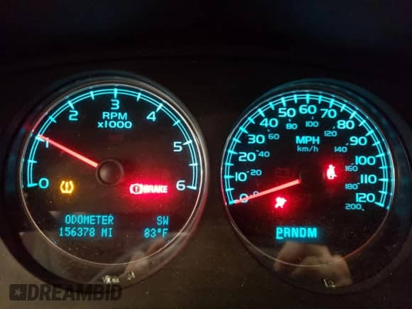 2010 GMC Sierra 1500 Denali z VIN 3GTRKXE28AG259921, wystawiony jako Copart lot #73592214 z przebiegiem 156 378 mil mil oraz Szkoda całkowita • Salvage title. Historia ofert i sprzedaży dostępna na DreamBid. Obrazek 9.