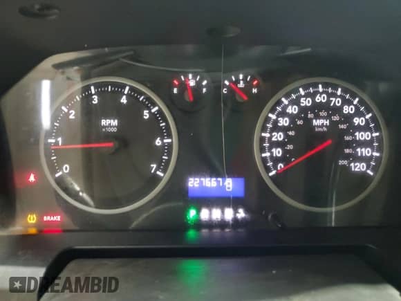 2011 Ram 1500 ST с VIN 3D7JV1EP7BG573399, выставлен на аукционе Copart как лот 64116205 с пробегом 227 667 миль миль и Чистый • Clean title. История ставок и продаж доступна на DreamBid. Изображение 9.