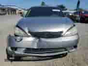 2005 Toyota Camry LE with VIN 4T1BF32K05U603632, listed as a Copart auction lot 84240185 with 181,404 mi miles and Salvage title. Bid and sale history available at DreamBid. Image 5.