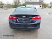 2016 Chevrolet Malibu LS z VIN 1G1ZB5ST2GF321155, wystawiony jako IAAI lot #43405965 z przebiegiem 131 759 mil mil oraz . Historia ofert i sprzedaży dostępna na DreamBid. Obrazek 16.