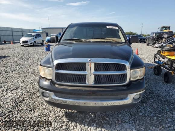2003 Dodge 1500 ST with VIN 1D7HA18D13S255056, listed as a Copart auction lot 67957885 with 224,483 mi miles and Clean title. Bid and sale history available at DreamBid. Image 5.