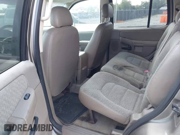 2003 Ford Explorer XLS с VIN 1FMZU62K53UC54423, выставлен на аукционе IAAI как лот 43172052 с пробегом 278 088 миль миль и . История ставок и продаж доступна на DreamBid. Изображение 8.