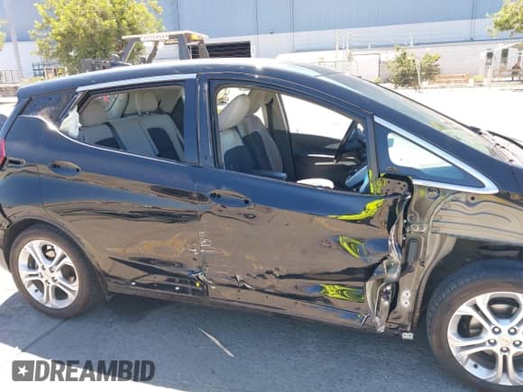 2020 Chevrolet Bolt EV LT with VIN 1G1FY6S04L4114947, listed as a IAAI auction lot 43019210 with 122,619 mi miles and . Bid and sale history available at DreamBid. Image 20.