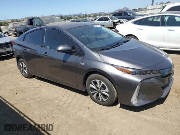 2019 Toyota Prius Plus with VIN JTDKARFPXK3116001, listed as a Copart auction lot 68888745 with 126,279 mi miles and Salvage title. Bid and sale history available at DreamBid. Image 4.
