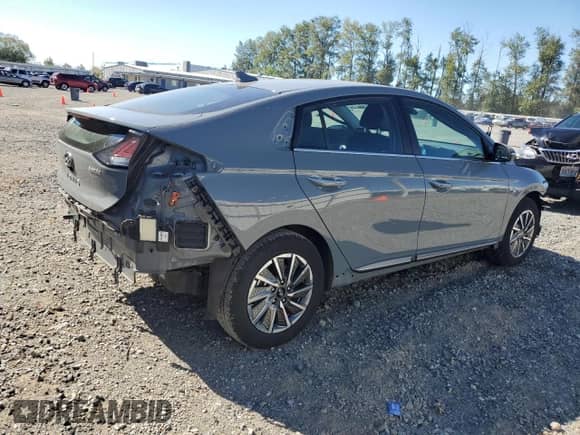 2020 Hyundai Ioniq Limited с VIN KMHC85LJ6LU071347, выставлен на аукционе Copart как лот 68448435 с пробегом 29 444 миль миль и Списание • Salvage title. История ставок и продаж доступна на DreamBid. Изображение 3.