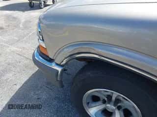 2002 Chevrolet S-10 LS с VIN 1GCCS19W628112827, выставлен на аукционе IAAI как лот 43361273 с пробегом 134 281 миль миль и . История ставок и продаж доступна на DreamBid. Изображение 6.