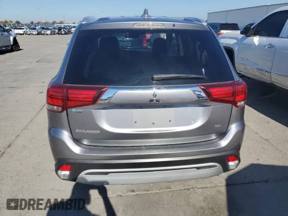 2020 Mitsubishi Outlander ES z VIN JA4AZ3A30LZ023552, wystawiony jako Copart lot #89810765 z przebiegiem 157 059 mil mil oraz Czysty tytuł • Clean title. Historia ofert i sprzedaży dostępna na DreamBid. Obrazek 6.