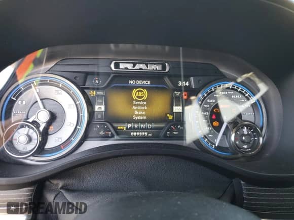 2021 Ram 1500 Limited z VIN 1C6SRFHM4MN818632, wystawiony jako Copart lot #54473715 z przebiegiem 89 375 mil mil oraz Szkoda całkowita • Salvage title. Historia ofert i sprzedaży dostępna na DreamBid. Obrazek 9.