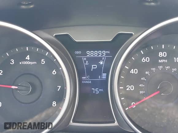 2012 Hyundai Veloster w/Gray Int z VIN KMHTC6AD2CU054210, wystawiony jako IAAI lot #43092914 z przebiegiem 98 899 mil mil oraz . Historia ofert i sprzedaży dostępna na DreamBid. Obrazek 7.