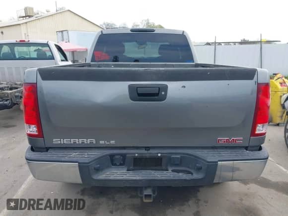 2007 GMC Sierra 1500 SLE1 with VIN 1GTEC19C57Z584076, listed as a IAAI auction lot 41755487 with 243,169 mi miles and . Bid and sale history available at DreamBid. Image 16.