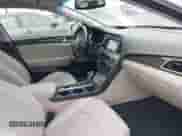 2015 Hyundai Sonata Limited with VIN 5NPE34AF0FH065031, listed as a IAAI auction lot 42921071 with 39,702 mi miles and . Bid and sale history available at DreamBid. Image 5.