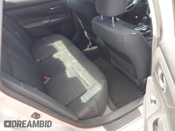 2016 Nissan Altima SL с VIN 1N4AL3APXGC273521, выставлен на аукционе IAAI как лот 43417017 с пробегом 127 647 миль миль и . История ставок и продаж доступна на DreamBid. Изображение 8.