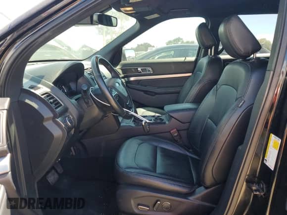 2018 Ford Explorer XLT with VIN 1FM5K7D85JGB60131, listed as a Copart auction lot 71735195 with 109,217 mi miles and Salvage title. Bid and sale history available at DreamBid. Image 7.