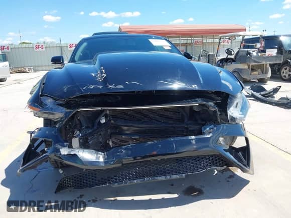 2019 Ford Mustang Bullitt z VIN 1FA6P8K0XK5503788, wystawiony jako IAAI lot #43021322 z przebiegiem 56 470 mil mil oraz . Historia ofert i sprzedaży dostępna na DreamBid. Obrazek 13.