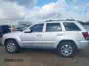 2008 Jeep Grand Cherokee Limited z VIN 1J8HR58228C192147, wystawiony jako IAAI lot #42731947 z przebiegiem 139 742 mil mil oraz . Historia ofert i sprzedaży dostępna na DreamBid. Obrazek 14.