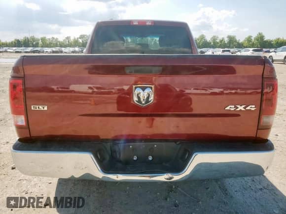 2024 Ram 1500 SLT z VIN 1C6RR7GG9RS124012, wystawiony jako Copart lot #70903785 z przebiegiem 50 342 mil mil oraz Szkoda całkowita • Salvage title. Historia ofert i sprzedaży dostępna na DreamBid. Obrazek 6.