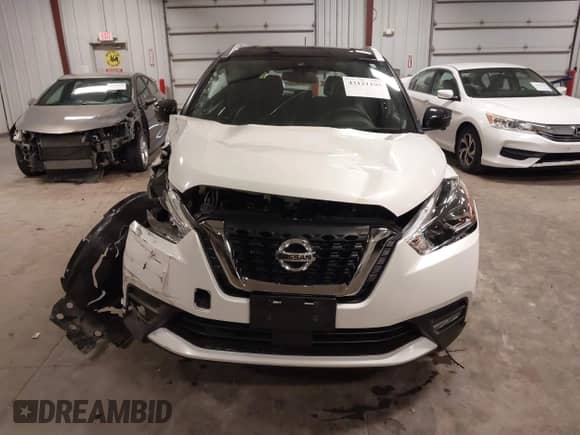 2020 Nissan Kicks SR z VIN 3N1CP5DV6LL579579, wystawiony jako IAAI lot #43121195 z przebiegiem 39 902 mil mil oraz . Historia ofert i sprzedaży dostępna na DreamBid. Obrazek 12.