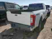 2017 Ford F-250 XLT с VIN 1FTBF2B63HED57918, выставлен на аукционе Copart как лот 64290245 с пробегом 185 318 миль миль и Списание • Salvage title. История ставок и продаж доступна на DreamBid. Изображение 3.