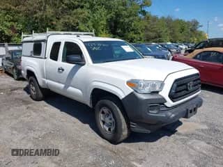 2020 Toyota Tacoma SR z VIN 5TFRX5GN3LX169653, wystawiony jako IAAI lot #42984869 z przebiegiem 211 676 mil mil oraz . Historia ofert i sprzedaży dostępna na DreamBid. Obrazek 1.