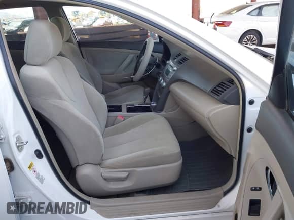 2007 Toyota Camry CE с VIN 4T1BE46K07U710363, выставлен на аукционе IAAI как лот 43052100 с пробегом 313 281 миль миль и . История ставок и продаж доступна на DreamBid. Изображение 5.