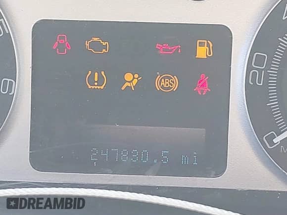 2009 Mercury Mariner Hybrid with VIN 4M2CU29359KJ17577, listed as a IAAI auction lot 43091811 with 247,830 mi miles and . Bid and sale history available at DreamBid. Image 16.