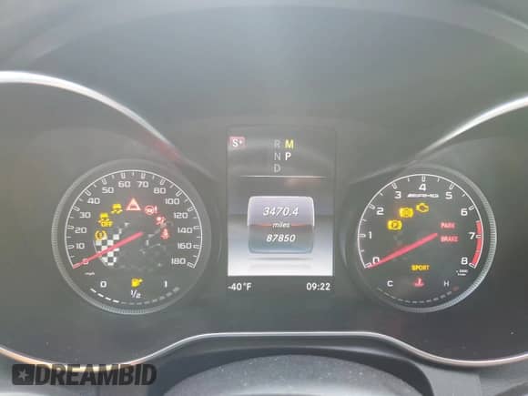 2018 Mercedes-Benz C 43 AMG с VIN 55SWF6EB7JU269622, выставлен на аукционе Copart как лот 64450075 с пробегом 87 850 миль миль и Списание • Salvage title. История ставок и продаж доступна на DreamBid. Изображение 9.
