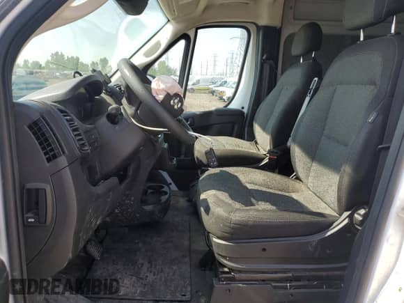 2023 Ram ProMaster Cargo с VIN 3C6MRVJG8PE569042, выставлен на аукционе Copart как лот 63868665 с пробегом 119 671 миль миль и Списание • Salvage title. История ставок и продаж доступна на DreamBid. Изображение 7.